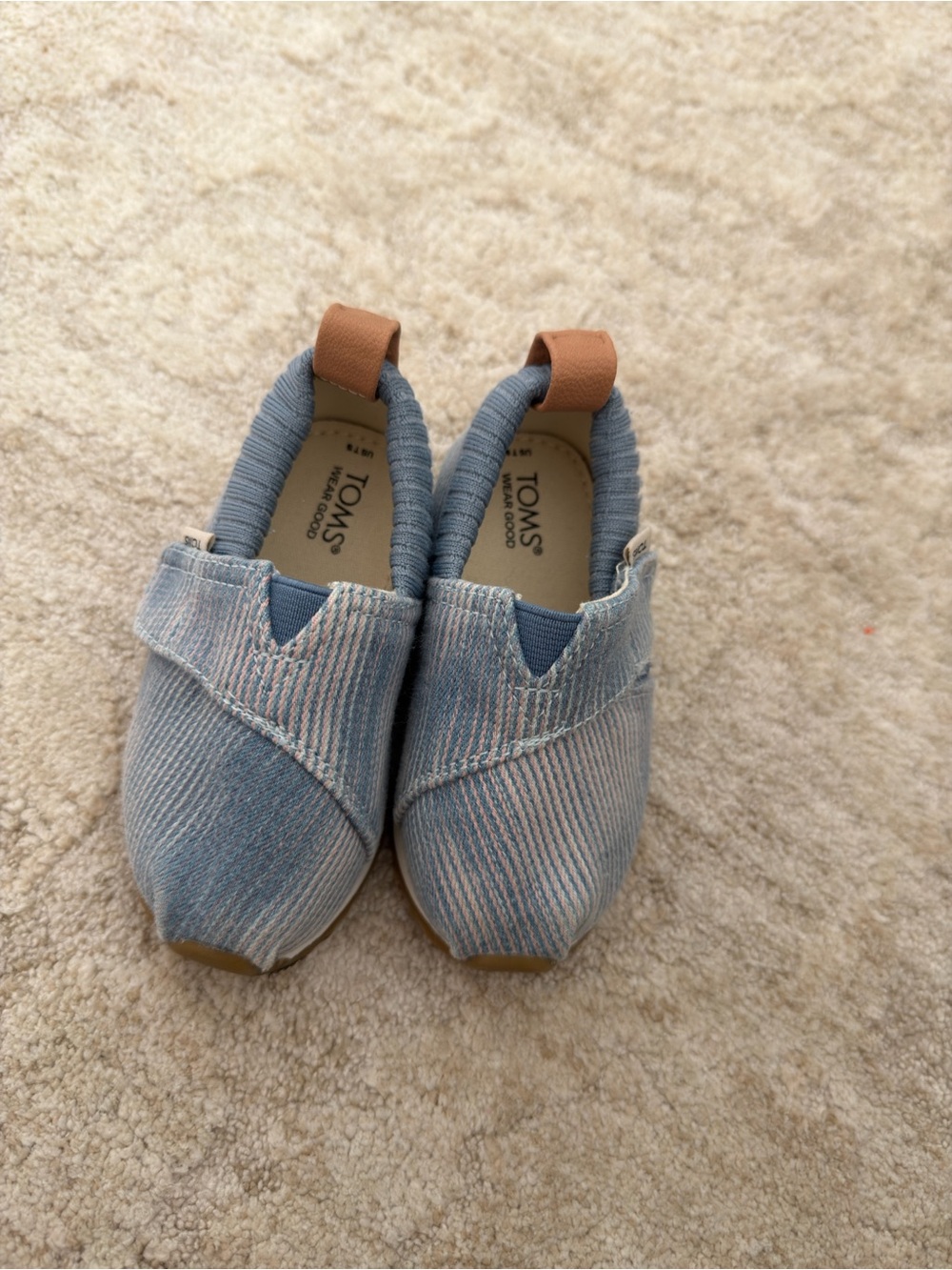 TOMS Kids Light Blue Canvas Slip-On Sneakers with Tan Pull Tab